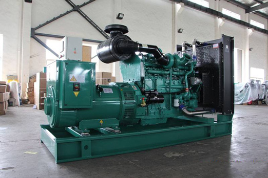 咸阳320kw康明斯柴油发电车出租_COPY_COPY